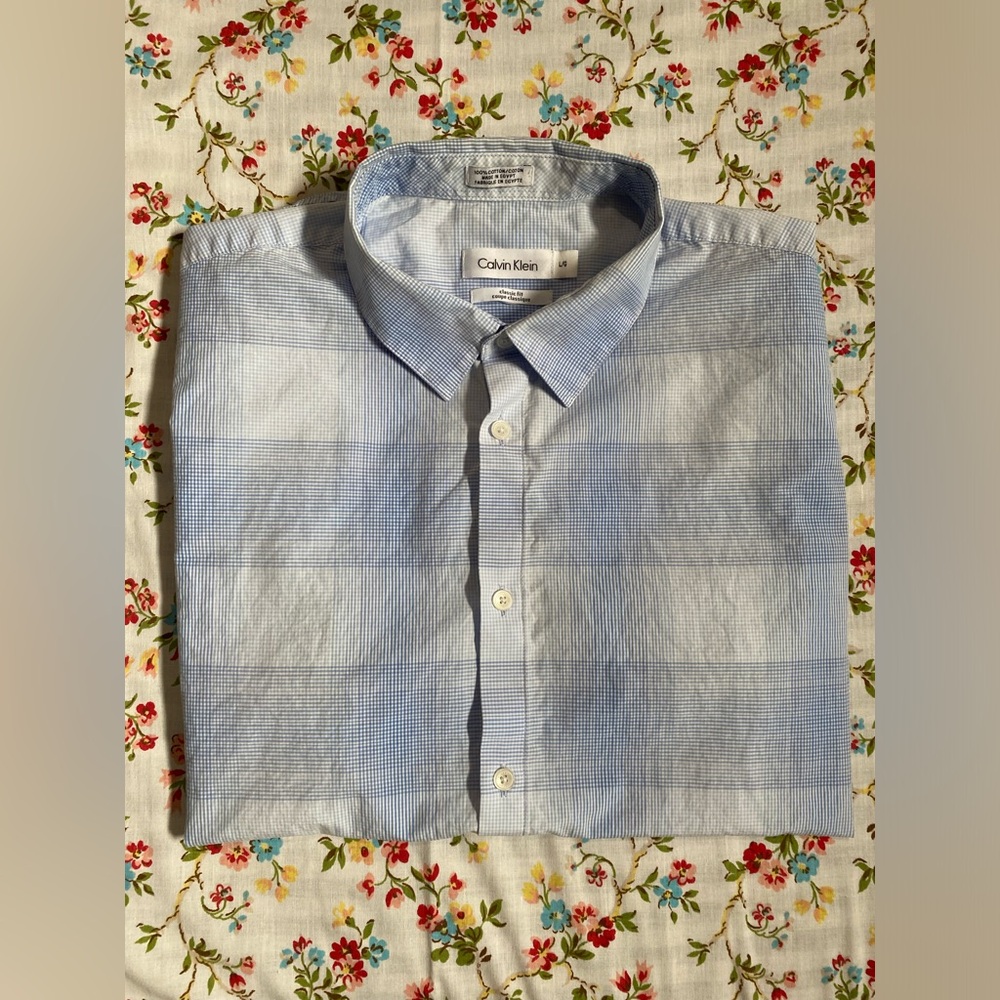Calvin Klein short sleeve dress shirt, size L, 100% cotton, made in Egypt!